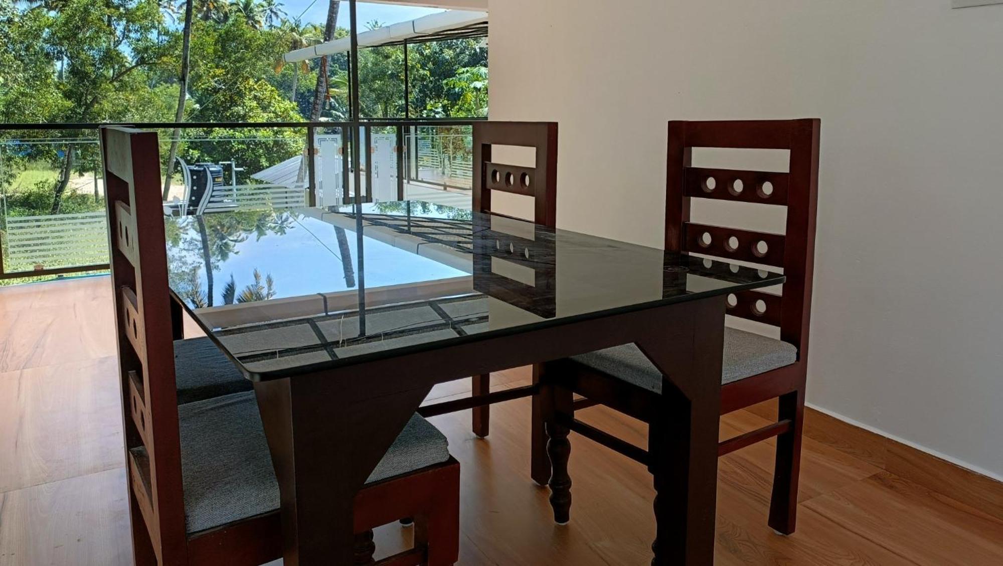Koshy'S Beach Front Homestay ماراريكولام المظهر الخارجي الصورة