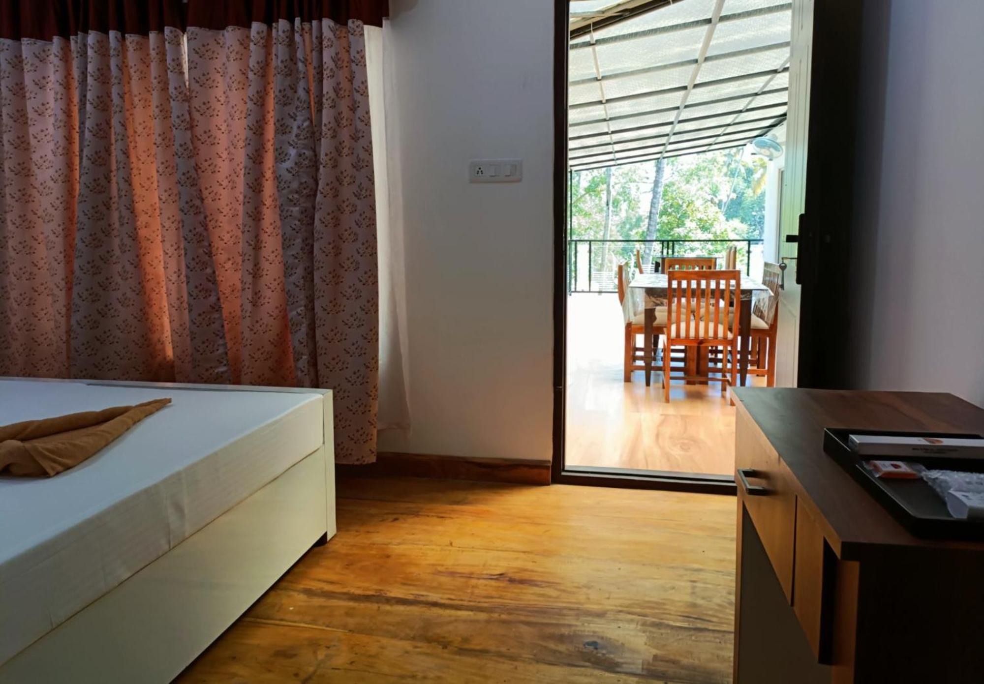 Koshy'S Beach Front Homestay ماراريكولام المظهر الخارجي الصورة